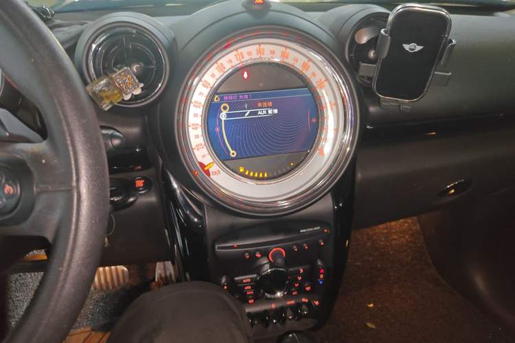 Used MINI Countryman 2013 1.6T COOPER S ALL4 Ski Edition Audio And AC Panel