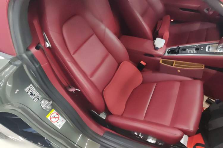 Used Porsche 718 2023 Boxster Style Edition 2.0T Right Front Seat