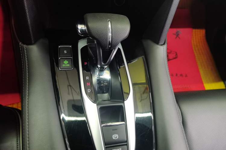 Used Honda UR-V 2017 240TURBO Two-Wheel Drive Classic Edition China V
