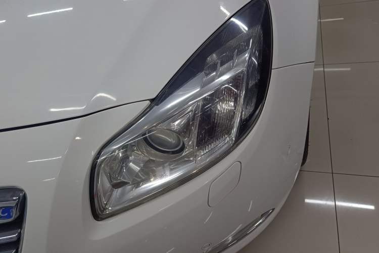 Used Opel Insignia 2013 2.0T Two-Wheel-Drive Luxury Version