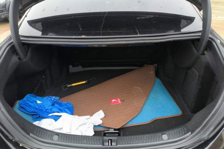 Used Mercedes-Benz E-Class 2020 E 260 L
