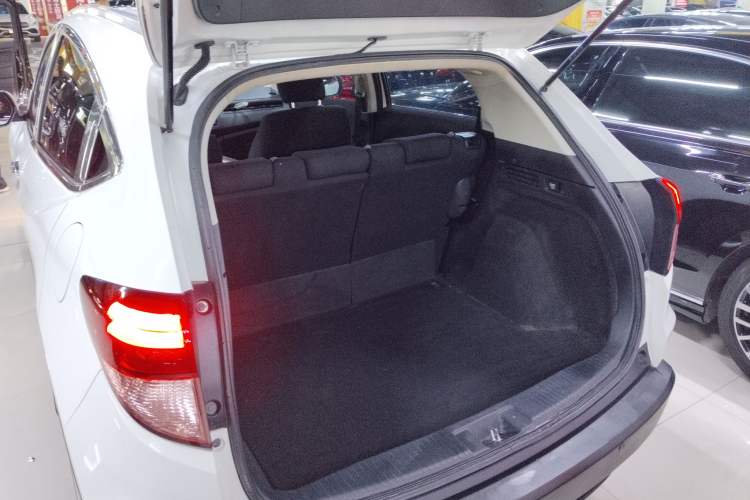 Used Honda Vezel 2017 1.5L CVT 2WD Comfort Model