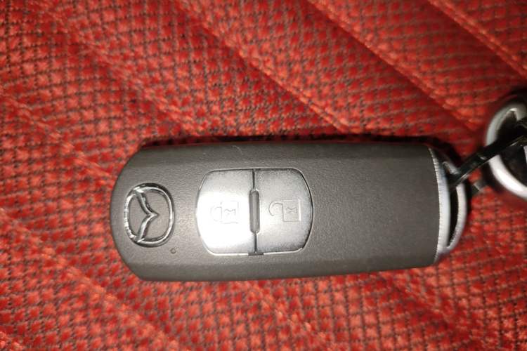 Used Mazda CX-5 2015 2.0L Manual Two-Wheel Drive Comfort Version