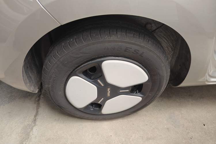 Used CHANGAN NEVO Lumin 2023 205km Xiangqin Version Exterior 5