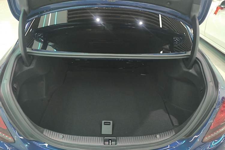 Used Mercedes-Benz C-Class 2020 C 260 L Sport Edition Trunk