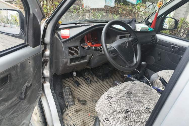 Used Wuling Rongguang 2020 1.5L Extended Basic Version China VI Standard L3C