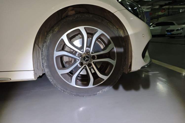 Used Mercedes-Benz C-Class 2018 C 180 L Fashion Edition Sport Version
