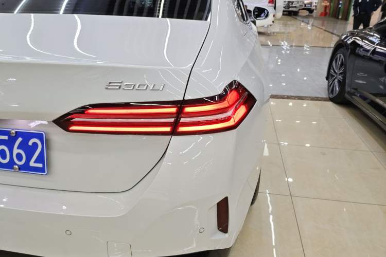 Used BMW 5 Series 2024 530Li xDrive M Sport Package