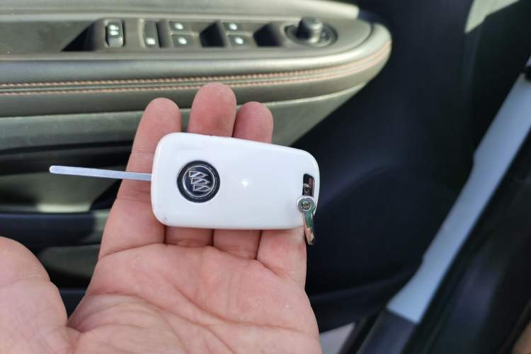 Used Buick Encore 2015 1.4T Automatic Two-Wheel Drive Urban Leading Model