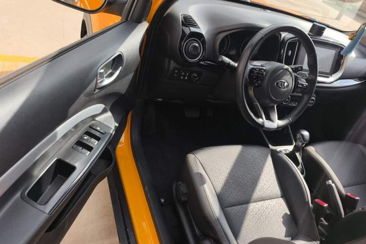 Used Kia kx1 Stonic 2019 1.4L Automatic Sport Edition China VI