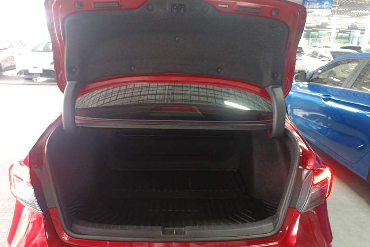 Used Honda Civic 2022 240TURBO CVT Dynamic Edition