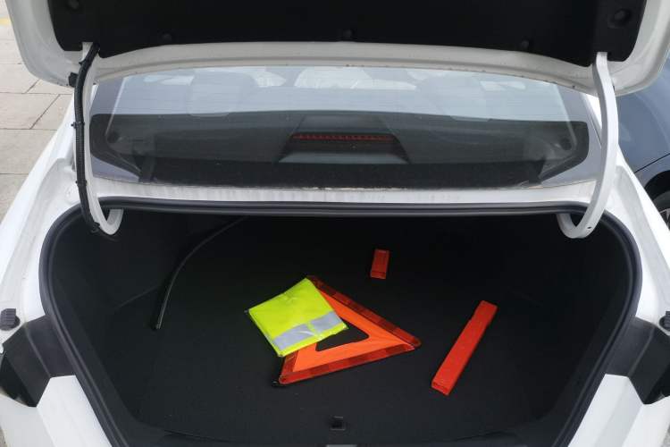 Used Geely Auto Binray 2024 Binrui COOL 1.5T DCT Longteng Edition Trunk