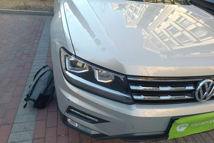 Used Volkswagen Tiguan L 2018 330TSI Automatic Two-Wheel Drive Luxury Edition Right Front Headlight