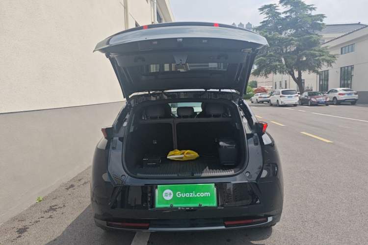 Used Lynk & Co Z20 2025 530 km Range Rear-Wheel Drive Max Trunk