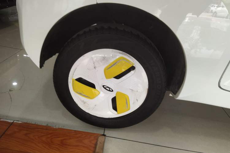 Used Chery QQ Ice Cream 2022 170km Sundae Phosphate Lithium-Ion Right Rear Wheel Hub