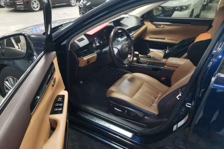 Used Lexus ES 2015 200 Elite Edition
