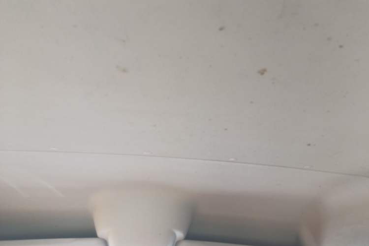 Used SAIC MAXUS Xintu V80 2018 2.5T 6-speed manual Aoyuntong short-wheelbase ultra-low roof 5- or 6-seat model
