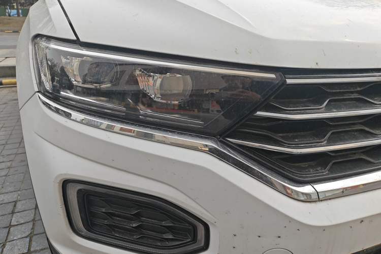 Used Volkswagen T-ROC 2022 280TSI DSG Two-Wheel Drive Elite PLUS Right Front Headlight