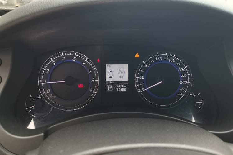 Used Infiniti QX50 2015 2.5L Comfort Edition
