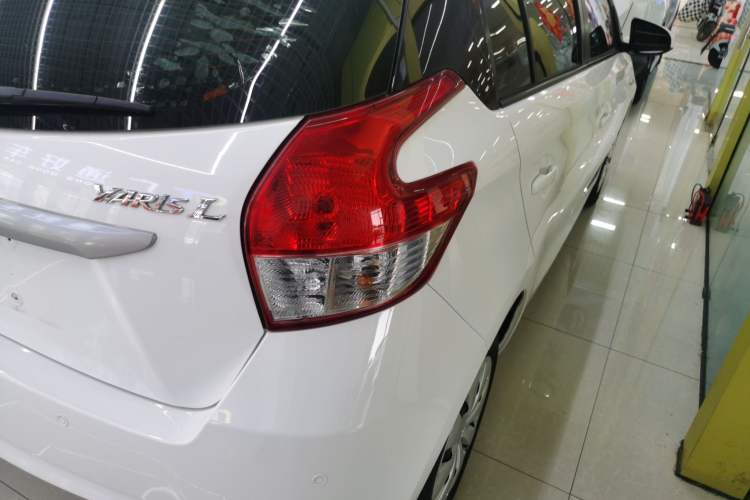 Used Toyota YARiS L Zhi Xuan 2015 1.5E Automatic Charm Edition