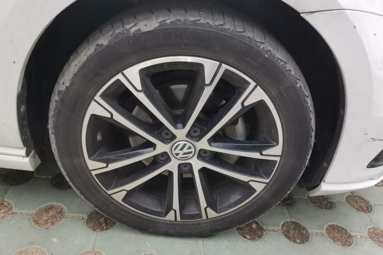 Used Volkswagen Golf 2017 280TSI Automatic R-Line Million-Vehicle Commemorative Edition