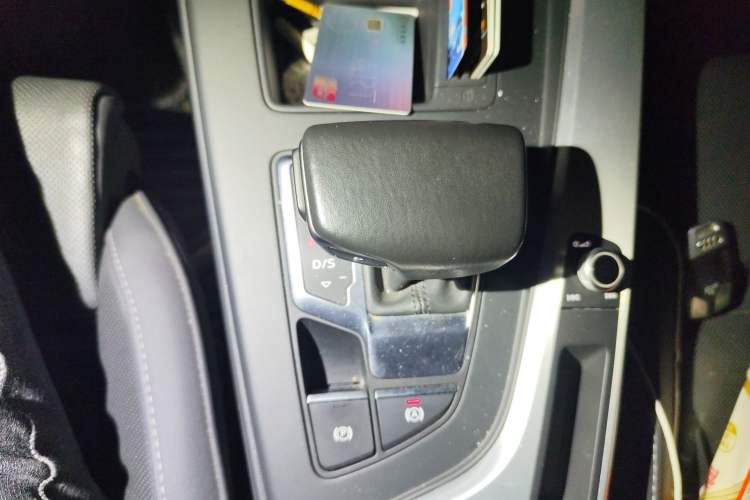 Used Audi A4L 2020 40 TFSI Fashion Dynamic Model