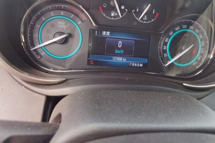 Used Buick LaCrosse 2013 2.4L SIDI Elite Comfort Version Odometer Close Up