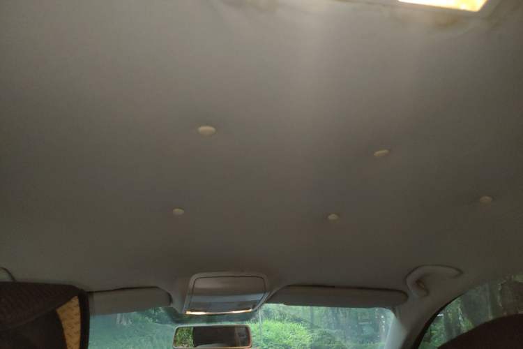 Used Volkswagen Sagitar 2012 1.4TSI Automatic Fashion Edition Headliner