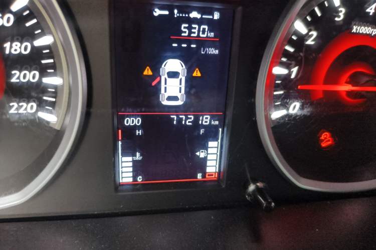 Used Soueast DX3 2016 1.5L Manual Luxury Model
