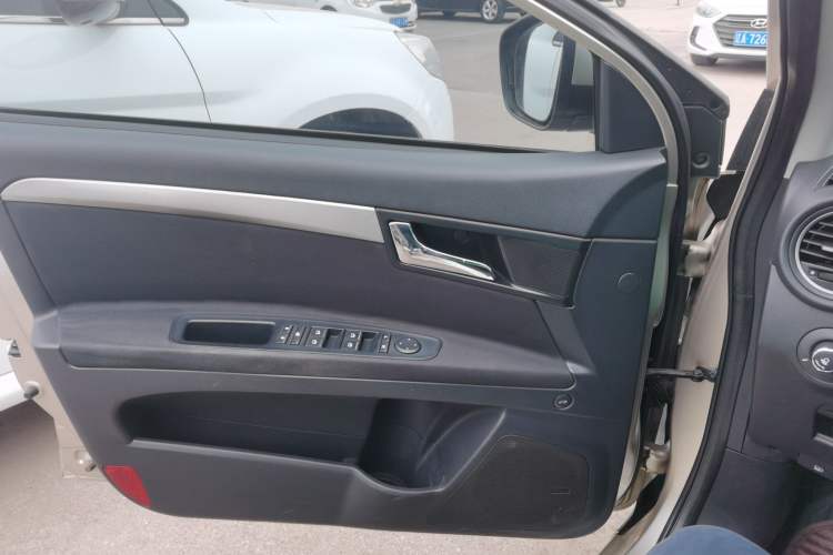 Used Roewe 350 2014 1.5L Automatic Xunda Edition