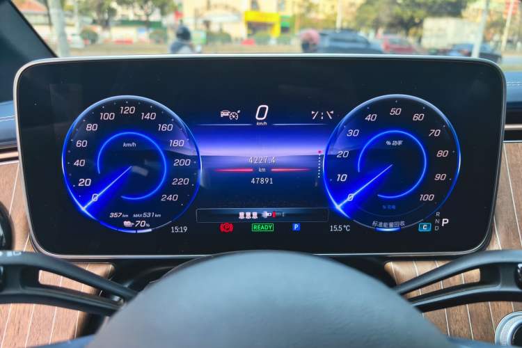 Used Mercedes-Benz EQE 2022 350 Pioneer Edition
