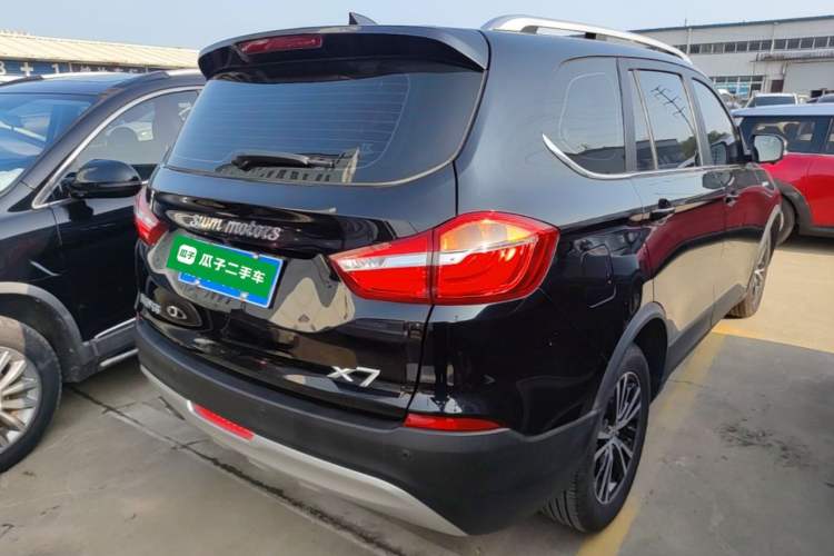 Used SWM X7 2020 2.0L Manual Comfort Version 7 Seats
