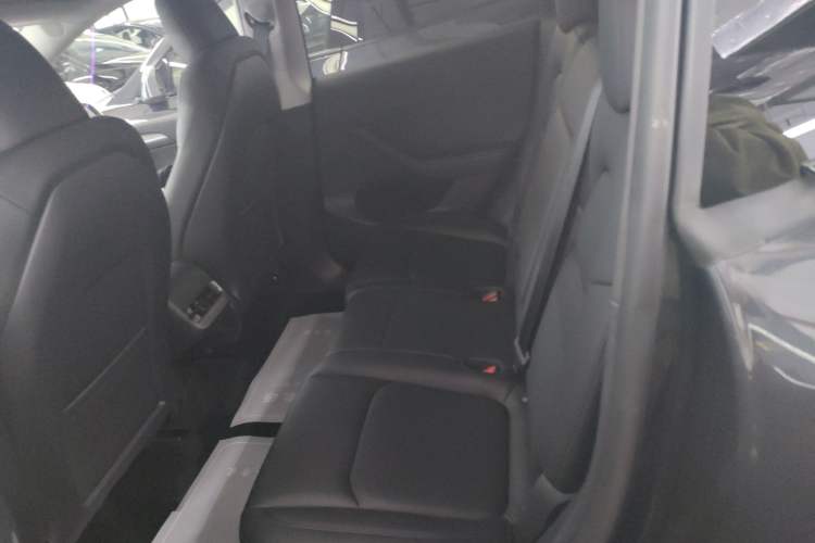 Used Tesla Model Y 2024 Rear-Wheel-Drive Version Left Rear Seat