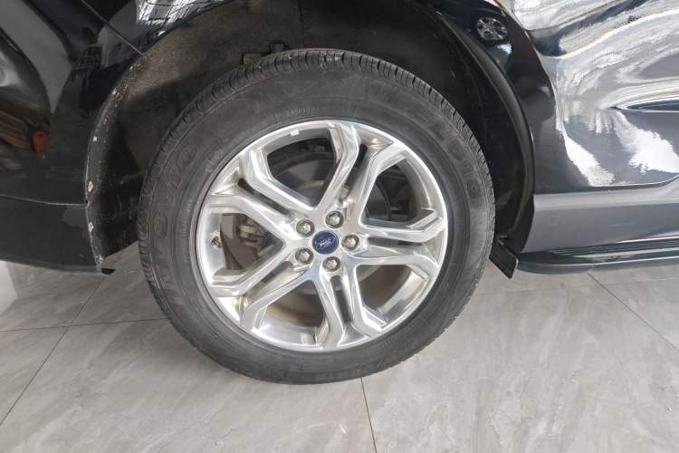 Used Ford Edge 2016 EcoBoost 245 Two-Wheel-Drive Titanium 7-Seater