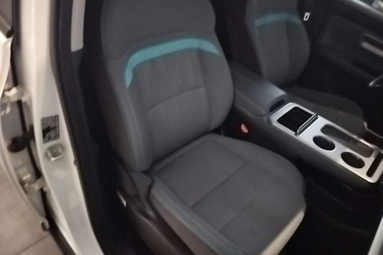 Used AION Y 2023 Plus 610 Enjoy Edition Right Front Seat
