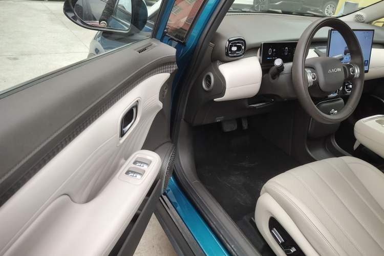 Used AION UT 2025 420 Prestige Edition