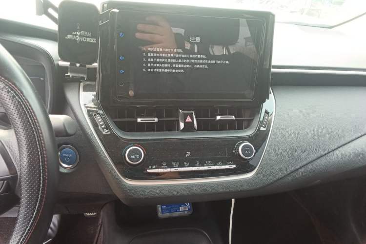 Used Toyota Corolla 2021 Dual-Motor 1.8L E-CVT Elite Edition
