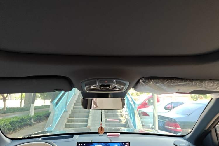 Used Geely Galaxy Xingjian 7 EM-i 2025 120km Exploration+ Version
