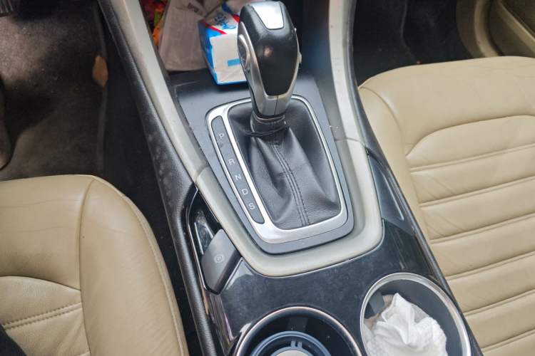 Used Ford Mondeo 2013 1.5L GTDi180 Fashion Edition Gear Lever
