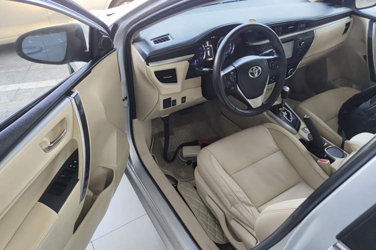 Used Toyota Corolla 2014 1.8L CVT GLX-i