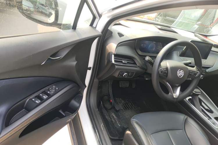 Used Buick Velite 6 2024 450km Range Commuter Version