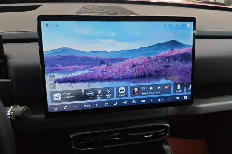 Used Formula Leopard Titanium 3 2025 501 km Four-Wheel Drive Drone Edition