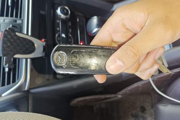 Used Mazda CX-4 2020 2.0L Automatic Two-Wheel Drive Blue Sky Luxury Edition
