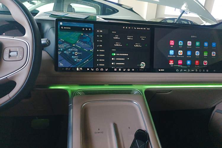 Used XPeng G9 2025 625 Long-Range Max Audio And AC Panel