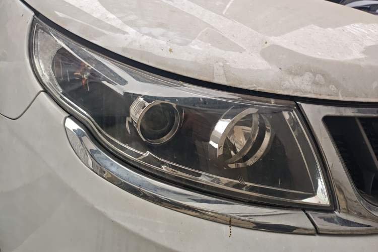 Used Geely Auto Vision 2016 1.5L Automatic Happiness Edition Right Front Headlight