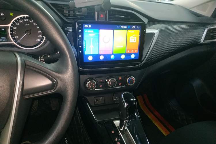 Used Nissan Lannia 2021 1.6L CVT Cool Edition Audio And AC Panel