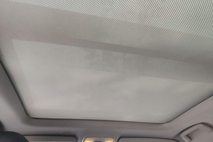 Used Volvo XC60 2015 T5 Smart Upgrade Model Headliner