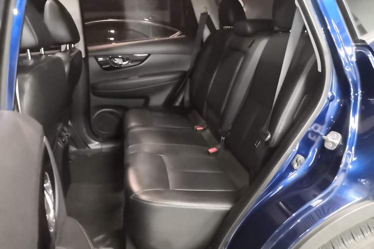 Used Nissan X-Trail 2019 2.0L CVT Smart Connect Comfort Edition 2WD