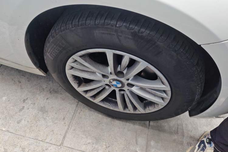 Used BMW 3 Series 2014 320Li Fashion Model