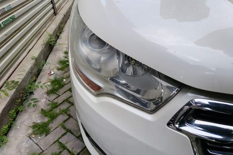 Used Citroen C4L 2013 1.8L Manual Jingzhi Edition
